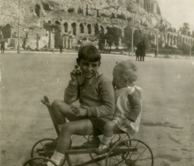 Kisses to the Children